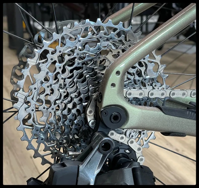 Liv Devote Advanced 1 Small Dynamic Bronze 2022-5